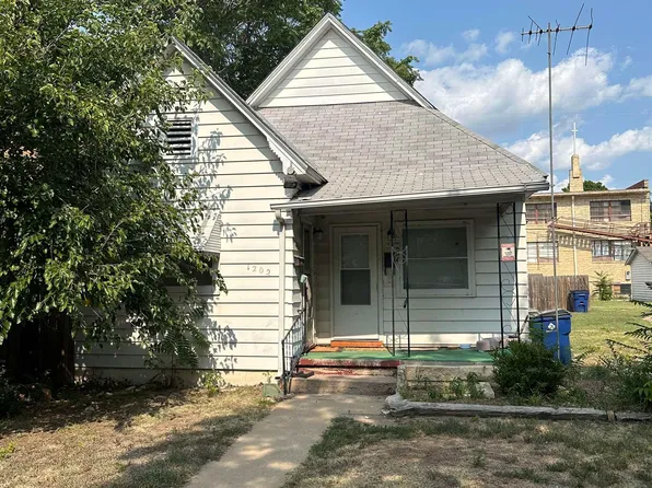1202/1204 S Main St, Wichita, KS 67213