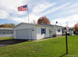 6248 Bayview Sta, Newfane, NY 14108