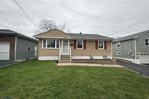2828 N Stiles St Photo 1