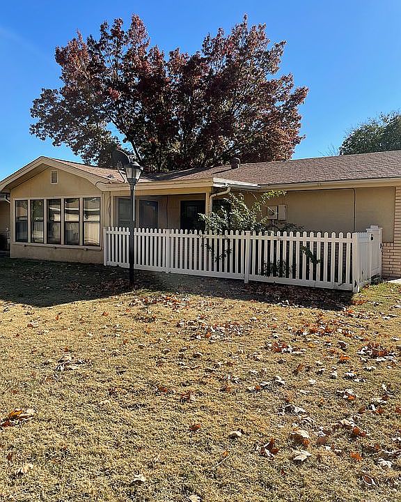 1st image of 1608 Landsun Cir