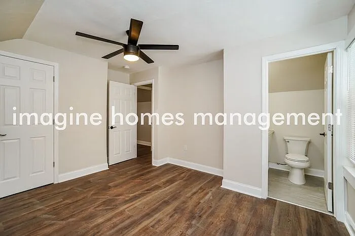 2828 Pine St — Photo 8