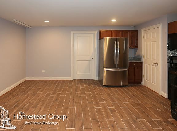 5th image of 1446 W Fullerton Ave #Gf
