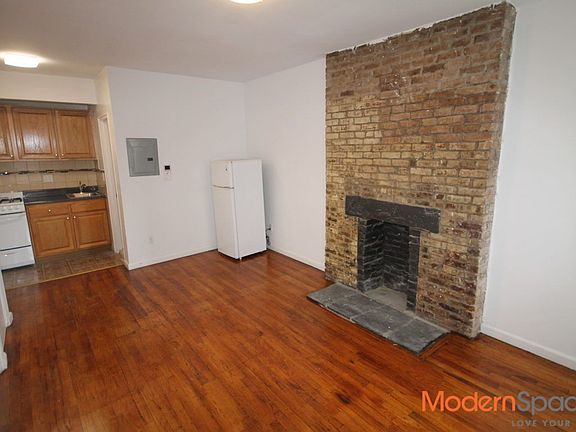 2nd image of 1562 3rd Ave APT 5D