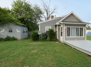 954 Charles St, Logan, OH 43138
