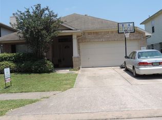 7418 Roseshire Ln, Baytown, TX 77521