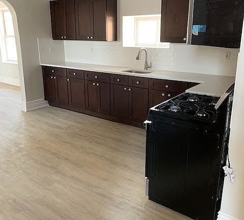 3rd image of 2556 S Albany Ave #2