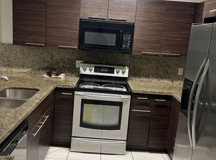 5955 NW 25th Ct, Sunrise, FL 33313