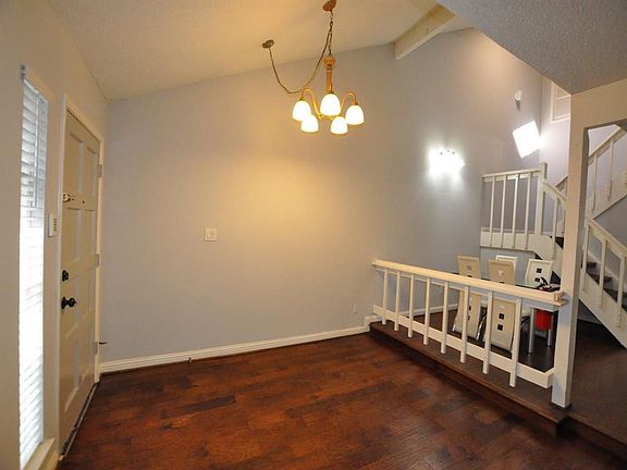 3rd image of 12908 Greenway Chase Ct