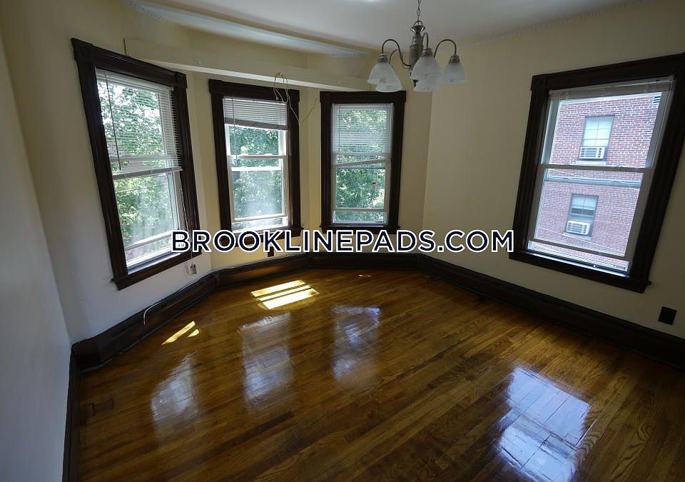 1st image of 37 Harvard Ave #U3