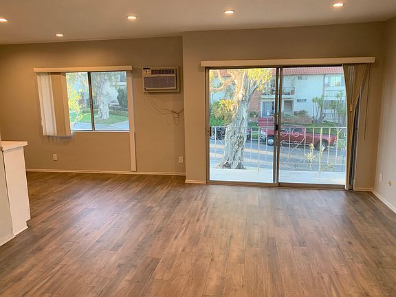 3rd image of 3405 Veteran Ave APT 5