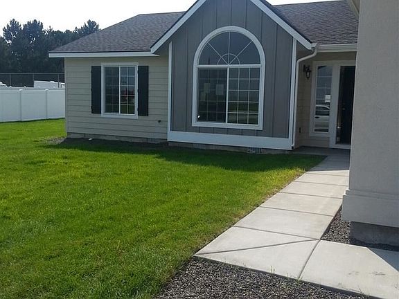 2nd image of 165 Canyon Crest Dr #14/5