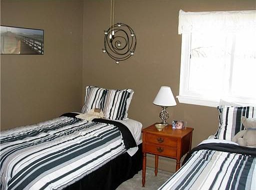 5th image of 908 Del Sher Dr