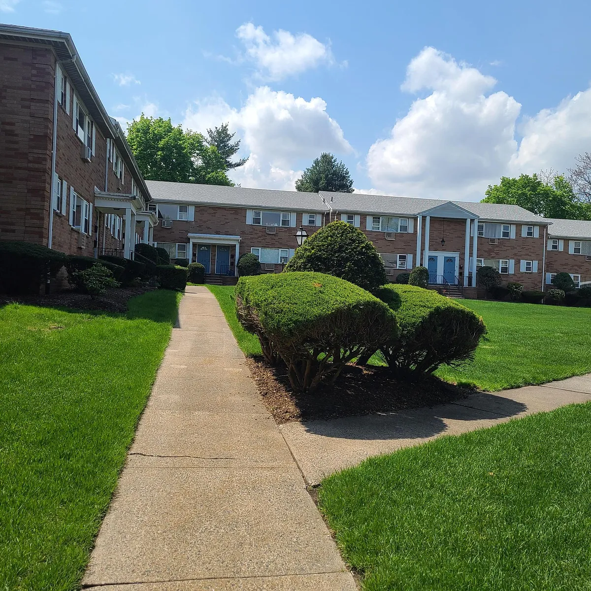 Building Photo - 2-58 Virginia Dr #B
