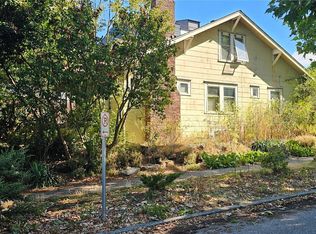 4302 Woodlawn Ave N, Seattle, WA 98103