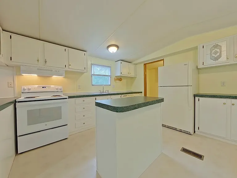 3020 Aplin Rd — Photo 4