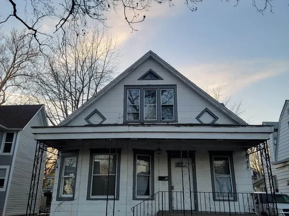 705 S English Ave, Springfield, IL 62704