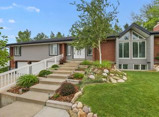 2825 S Oakwood Dr, Bountiful, UT 84010