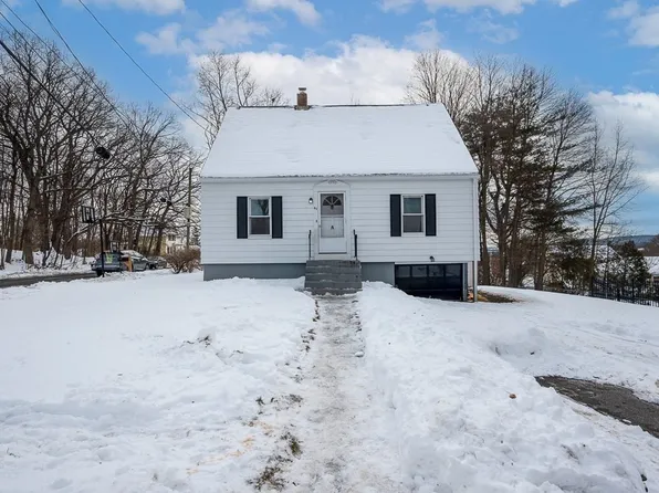 41 Thorndike St, Fitchburg, MA 01420