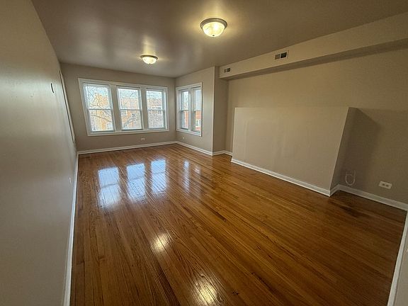 5th image of 4919-21 W Adams St #3