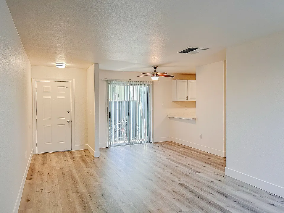 Living / dining room