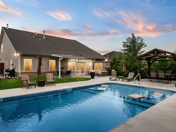 1236 Craigleigh Dr, Nolensville, TN 37135