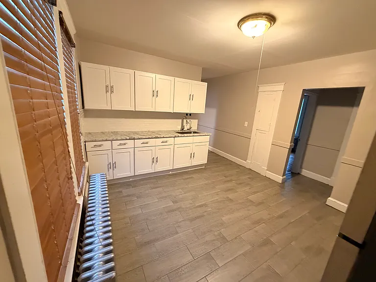 55-57 York St #2 — Photo 7