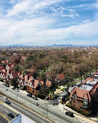 Sold by Remax City Square | media 14