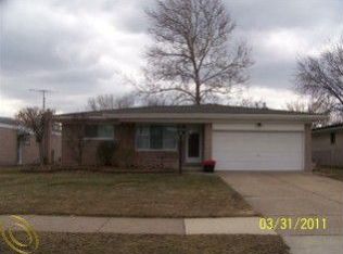 3572 Grigg Dr, Sterling Heights, MI 48310