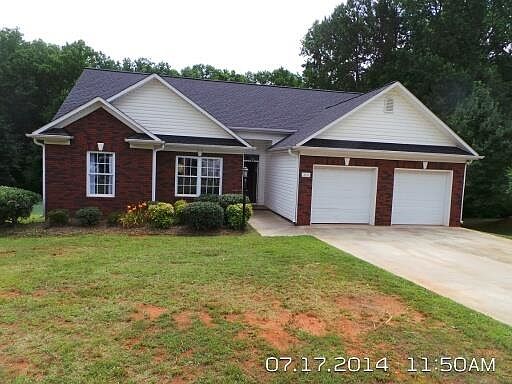 1st image of 220 Laurelwood Dr