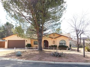 10535 E Oak Creek Valley Dr, Cornville, AZ 86325