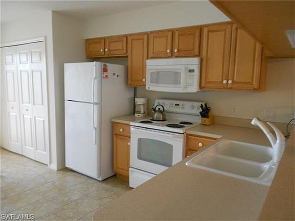 5th image of 26660 Rosewood Pointe Dr Unit 104