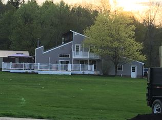 2416 Canal Rd, Camillus, NY 13031