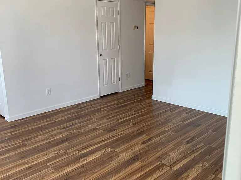 Peppertree Apartments — Photo 3