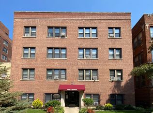 6945 S Crandonapt #207, Chicago, IL 60649