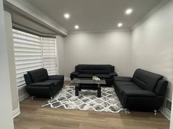 2357 Falkland Cres, Oakville, ON L6M 4Y1