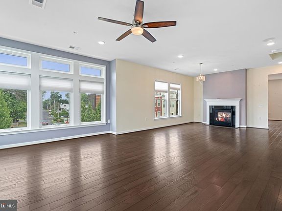 4th image of 3994 Norton Pl