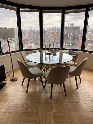 Rented by Vipler Realty | media 13