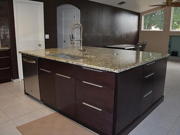 4th image of 12434 Lake View Ln