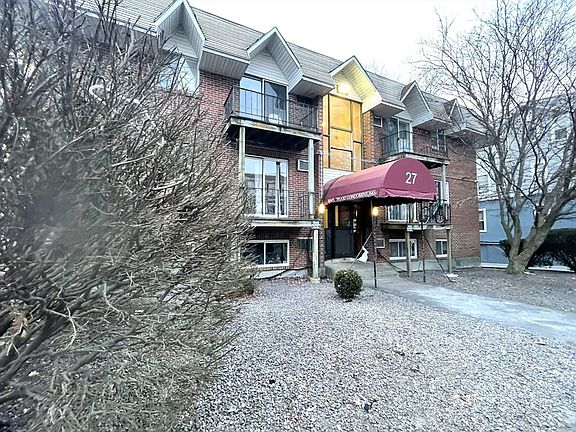 2nd image of 27 Gordon St APT 305