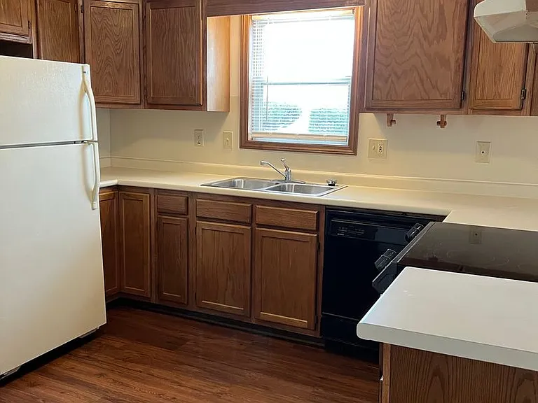 107 Bogey Ln — Photo 2
