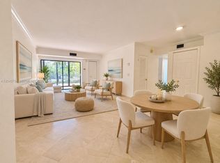 77 Crandon Blvd APT 2B, Key Biscayne, FL 33149