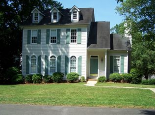 1926 Winding Ridge Rd, Winston Salem, NC 27127