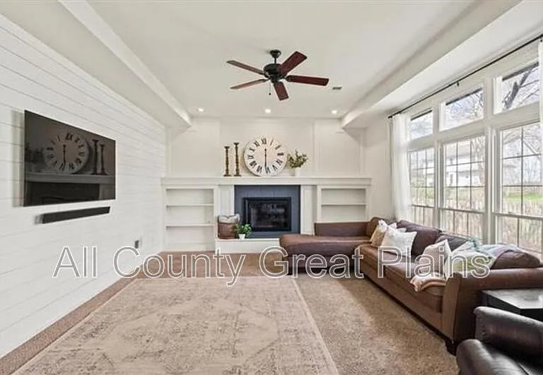 11506 W 117th Ter — Photo 16