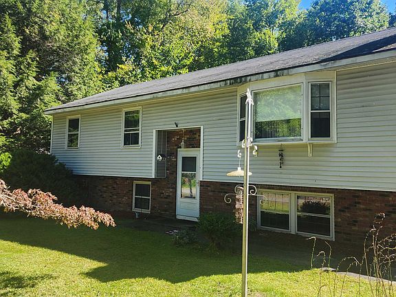 2nd image of 12 Southwood Drive