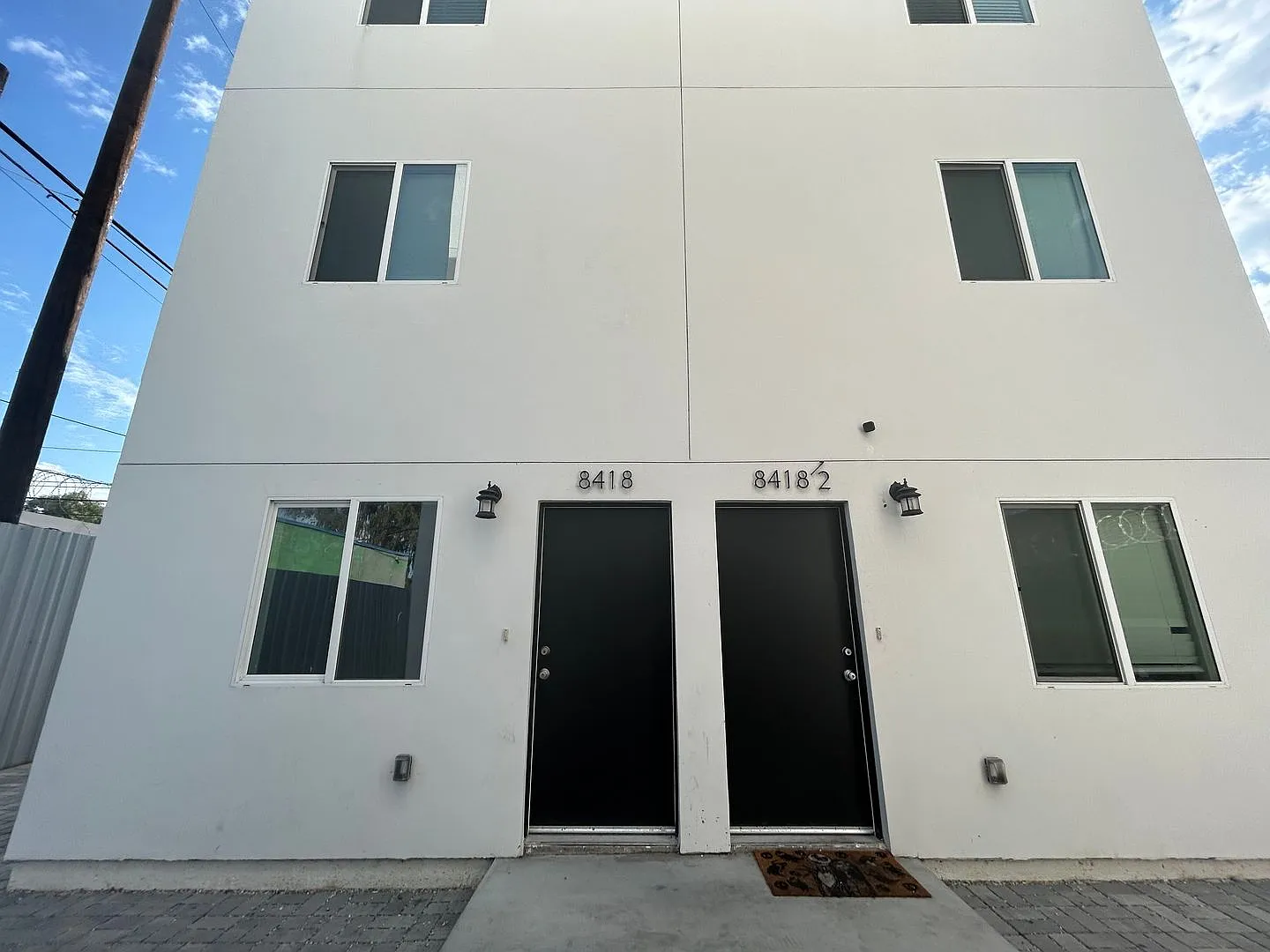 NewB La T 8418 — Photo 4