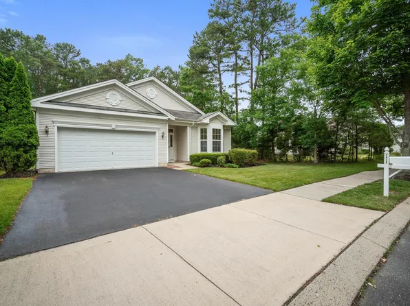 11 Brampton St, Galloway, NJ 08205