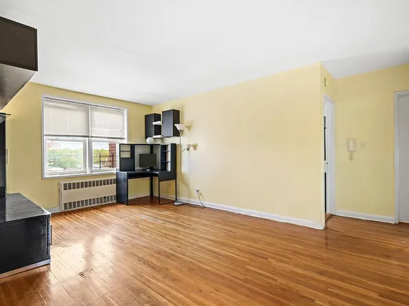 367 Avenue S #6D, Brooklyn, NY 11223