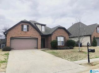 1060 Maryanna Rd, Calera, AL 35040