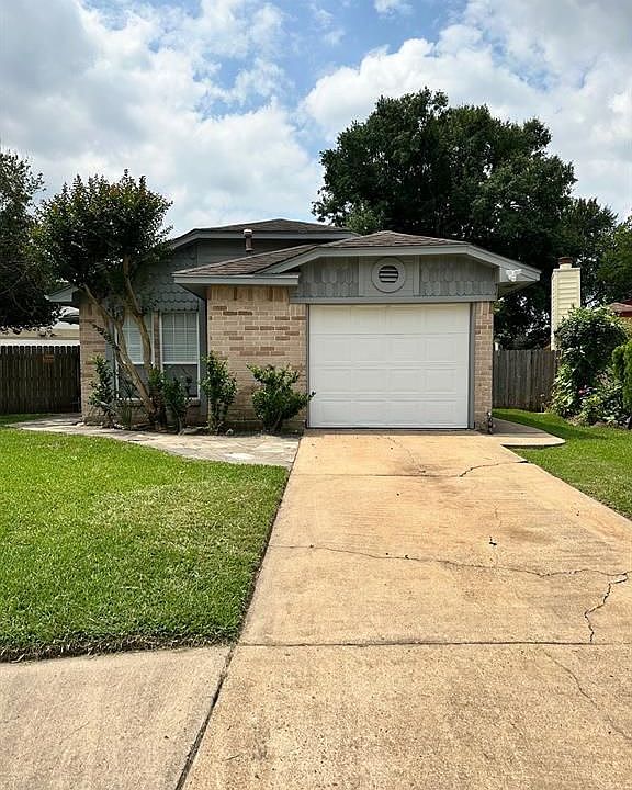 1st image of 20311 Greenwade Cir