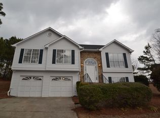 2857 Forest Ct, Loganville, GA 30052